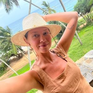 Meet your Posher, Rhianna